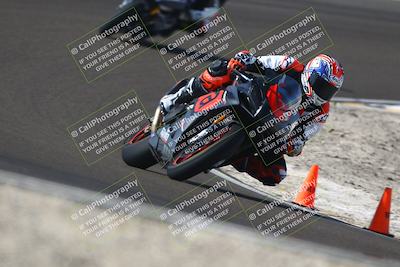 media/Nov-01-2025-TrackDaz (Sat) [[2b4d5192bc]]/A Group/12pm (Turn 2 (Outside)/